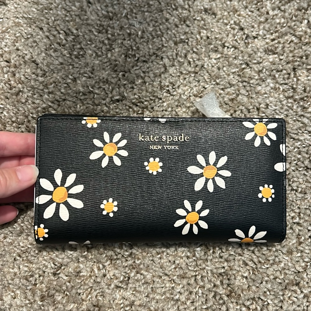 Kate Spade Daisy Wallet